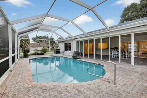 7141 SW 7th Street Plantation FL 33317