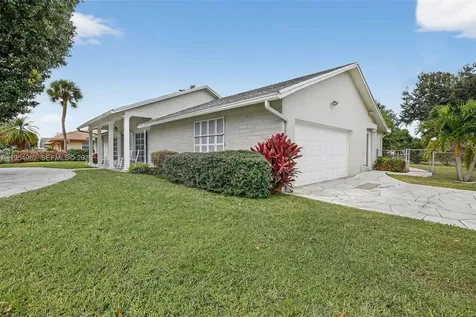 7141 SW 7th Street Plantation FL 33317