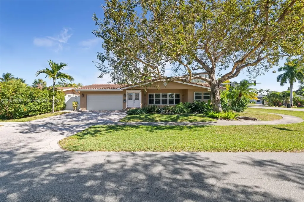 6200 NE 21st Road Fort Lauderdale FL 33308