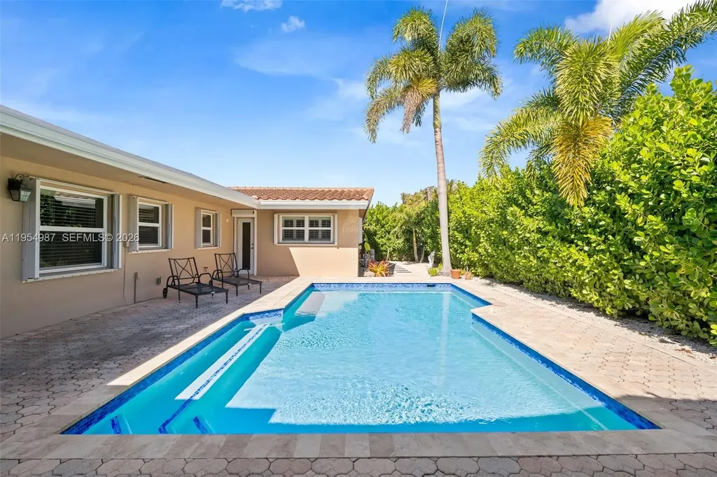 6200 NE 21st Road Fort Lauderdale FL 33308