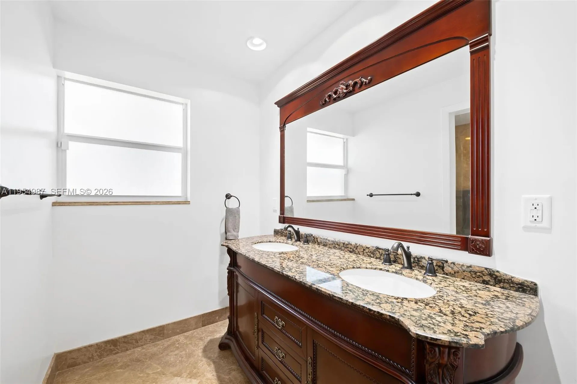 6200 NE 21st Road Fort Lauderdale FL 33308