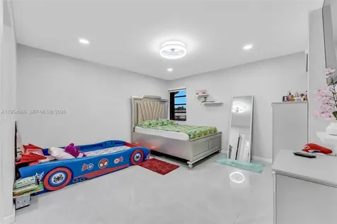 12233 SW 24th Terrace Miami FL 33175