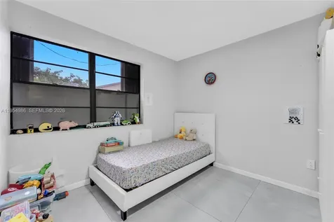 12233 SW 24th Terrace Miami FL 33175