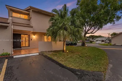 12233 SW 24th Terrace Miami FL 33175