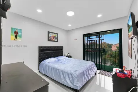 12233 SW 24th Terrace Miami FL 33175