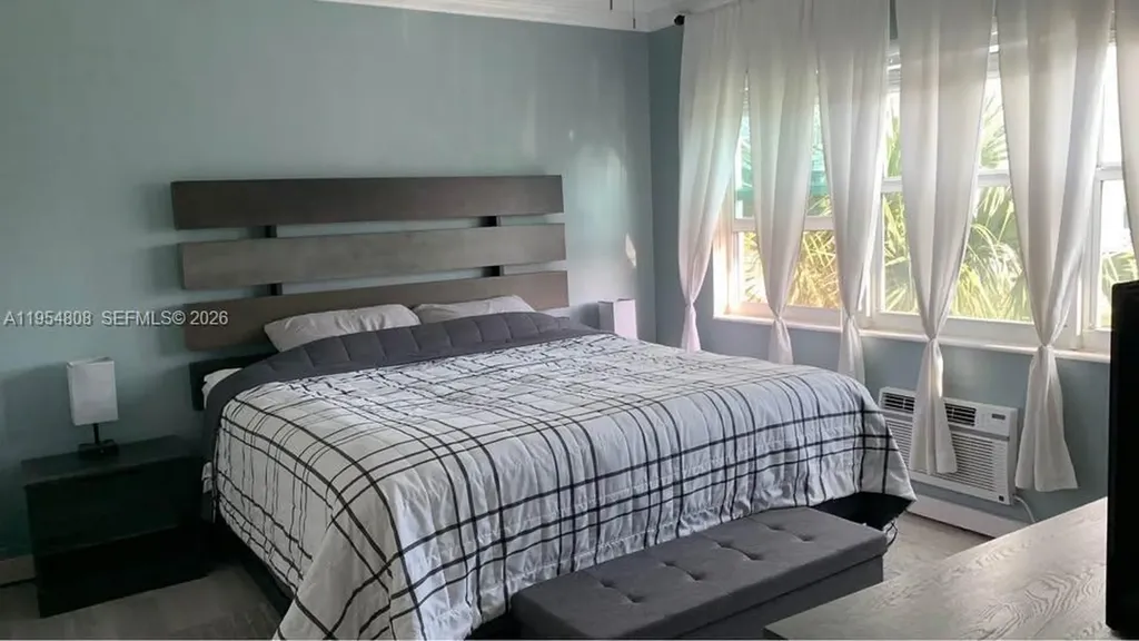 1850 S Ocean Drive Fort Lauderdale FL 33316