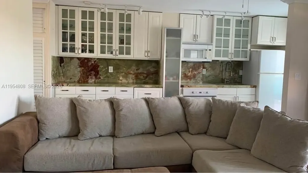 1850 S Ocean Drive Fort Lauderdale FL 33316
