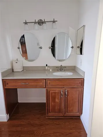 9441 Live Oak Place Davie FL 33324
