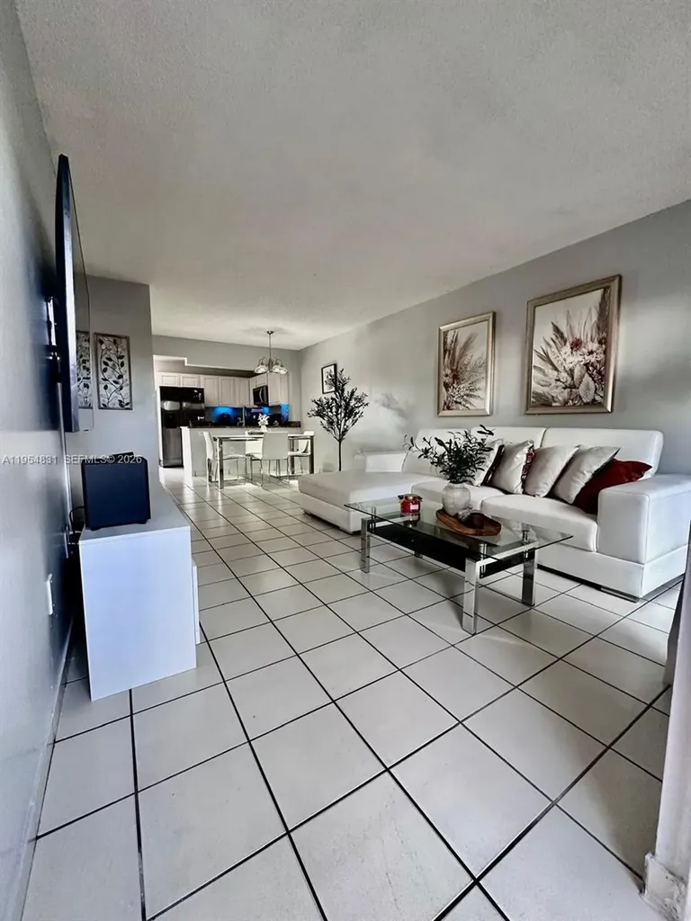 15645 SW 82nd Circle Lane Miami FL 33193
