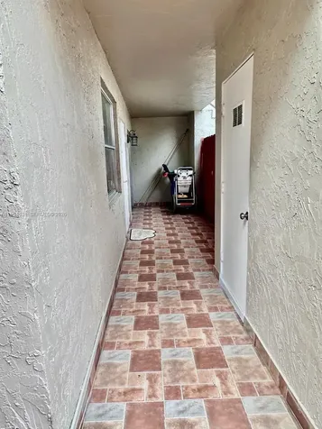 15645 SW 82nd Circle Lane Miami FL 33193