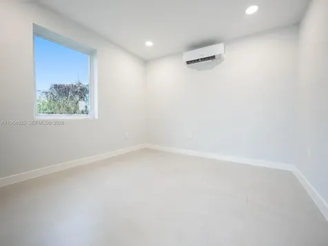 1221 NW 75th Street Miami FL 33147