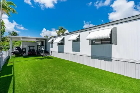 456 Bowie Lane Key Largo FL 33037