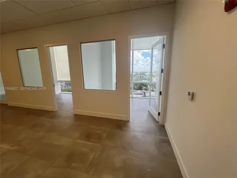 20200 W Dixie Highway Miami FL 33180