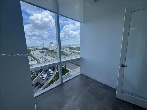 20200 W Dixie Highway Miami FL 33180