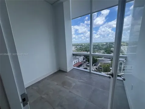 20200 W Dixie Highway Miami FL 33180