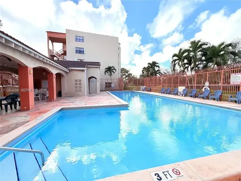 10229 NW 9th Street Circle Miami FL 33172