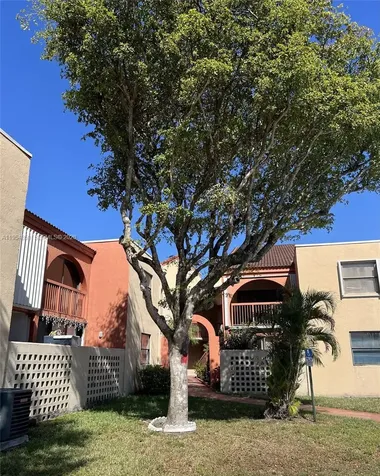 10229 NW 9th Street Circle Miami FL 33172