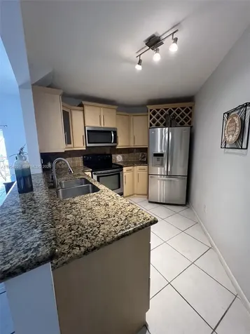 10229 NW 9th Street Circle Miami FL 33172