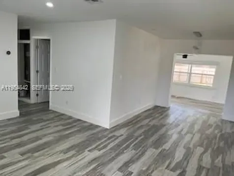 240 N 70th Way Hollywood FL 33024