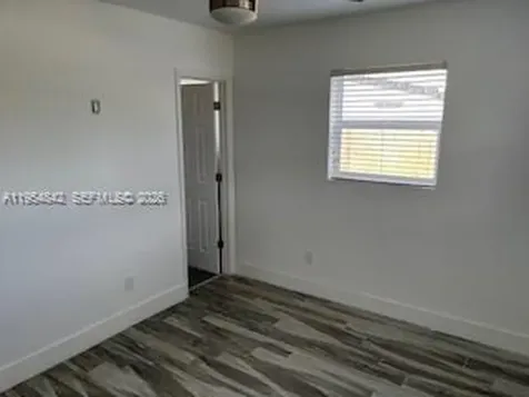 240 N 70th Way Hollywood FL 33024