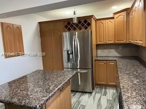 240 N 70th Way Hollywood FL 33024