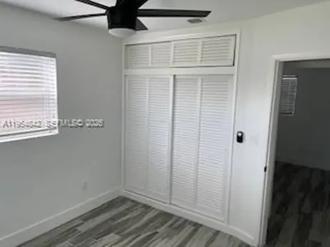 240 N 70th Way Hollywood FL 33024