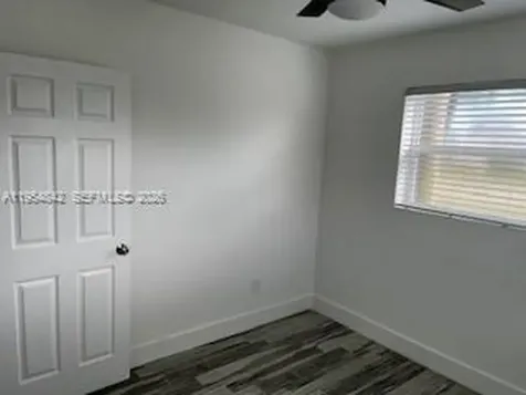 240 N 70th Way Hollywood FL 33024