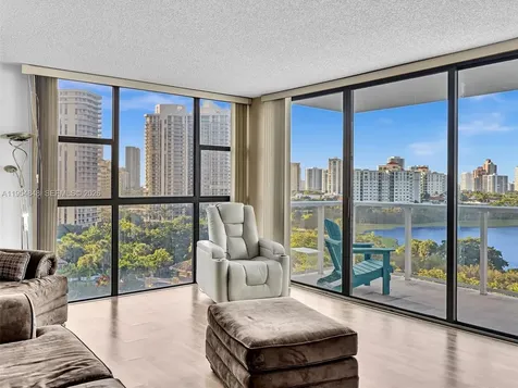 3731 N Country Club Drive Aventura FL 33180