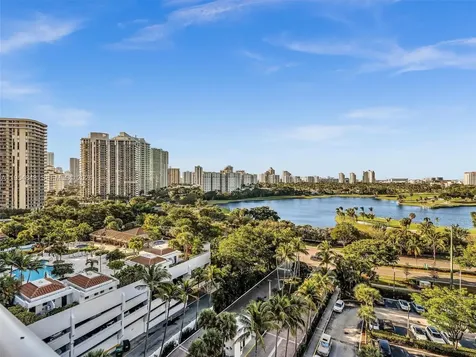 3731 N Country Club Drive Aventura FL 33180
