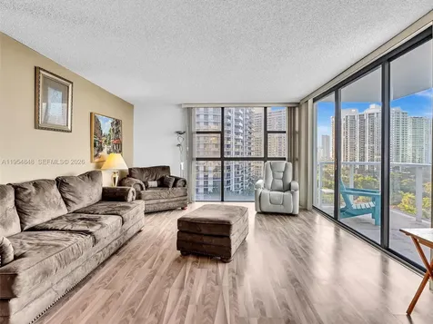 3731 N Country Club Drive Aventura FL 33180