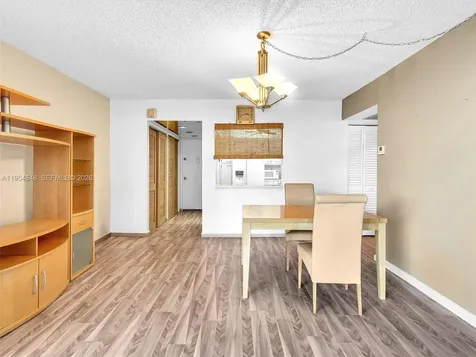 3731 N Country Club Drive Aventura FL 33180