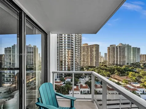 3731 N Country Club Drive Aventura FL 33180