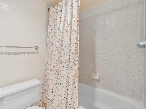 3731 N Country Club Drive Aventura FL 33180