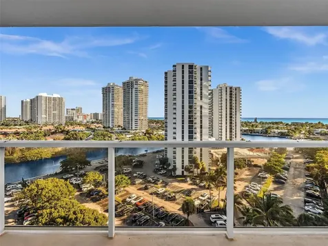 3731 N Country Club Drive Aventura FL 33180