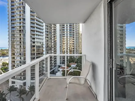 3731 N Country Club Drive Aventura FL 33180