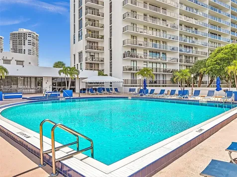 3731 N Country Club Drive Aventura FL 33180