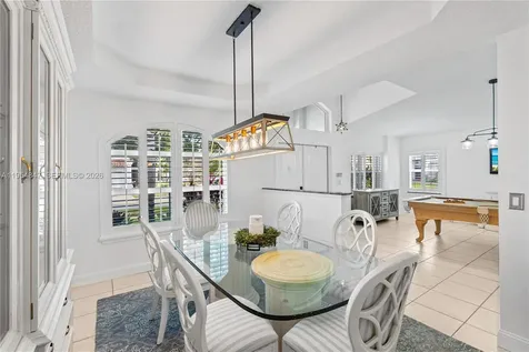 1024 NW 184th Way Pembroke Pines FL 33029