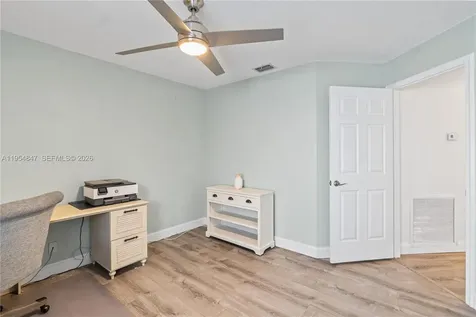 1024 NW 184th Way Pembroke Pines FL 33029