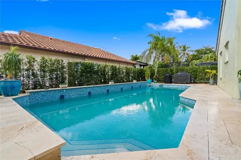 1024 NW 184th Way Pembroke Pines FL 33029