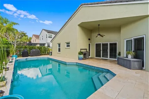 1024 NW 184th Way Pembroke Pines FL 33029