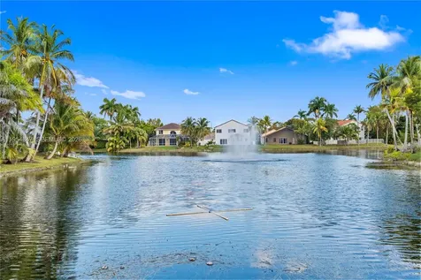 1024 NW 184th Way Pembroke Pines FL 33029