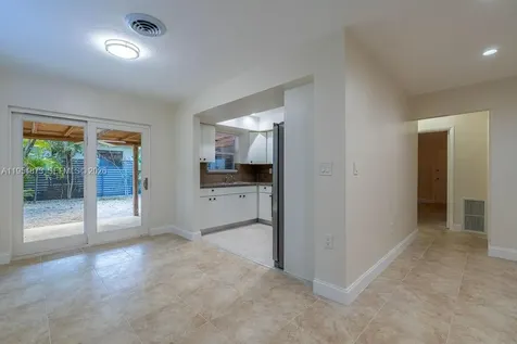 2470-2472 NE 182nd Terrace North Miami Beach FL 33160