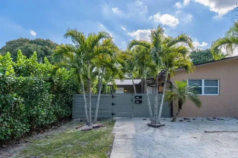 2470-2472 NE 182nd Terrace North Miami Beach FL 33160