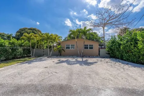 2470-2472 NE 182nd Terrace North Miami Beach FL 33160