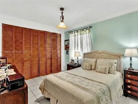 900 Spoonbill Circle Weston FL 33326