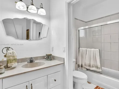 900 Spoonbill Circle Weston FL 33326