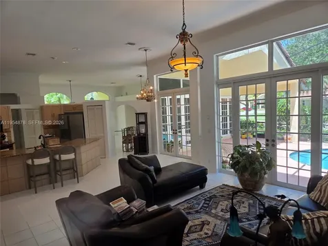 900 Spoonbill Circle Weston FL 33326
