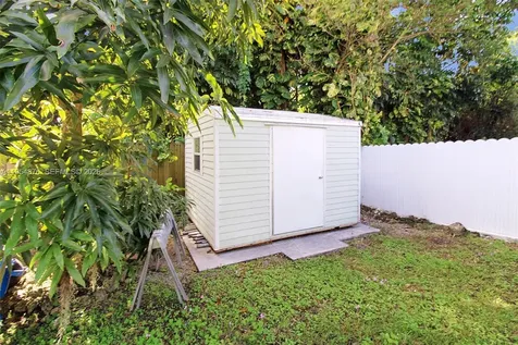 11942 SW 210th Street Miami FL 33177