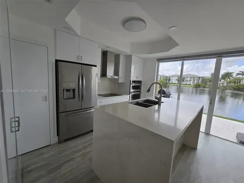 10595 SW 6th Street Pembroke Pines FL 33025