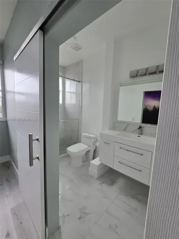 10595 SW 6th Street Pembroke Pines FL 33025